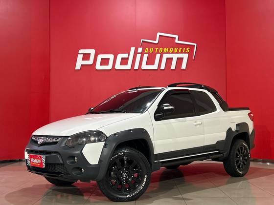 FIAT STRADA 1.8 MPI ADVENTURE CD 16V FLEX 3P MANUAL FIAT STRADA 1.8 MPI ADVENTURE CD 16V FLEX 3P MANUAL